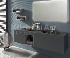 Salle de Bains Moderne en Finition Mate Anti-rayures, Vasque Intégrée et Meubles de Rangement Fermés - 2