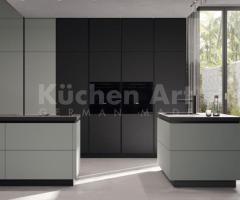 Cuisine avec deux îlot moderne couleur Eucalyptus et Noir avec cave à Vins intégré - 3