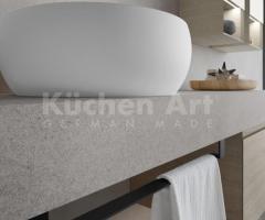 Salle de Bains Moderne avec Miroir Éclairé, Vasque arrondi en Céramique Blanche - 4