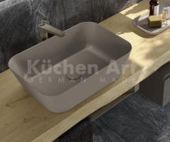 Salle de bains contemporaine en Rovere Corteccia avec vasque posé en Cube - 5